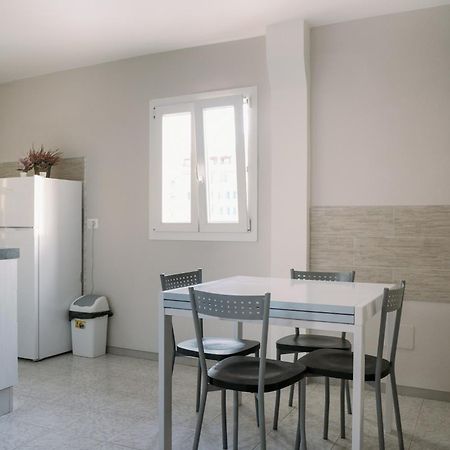 Romantic Apartment Metro A Ponte Lungo Exterior foto